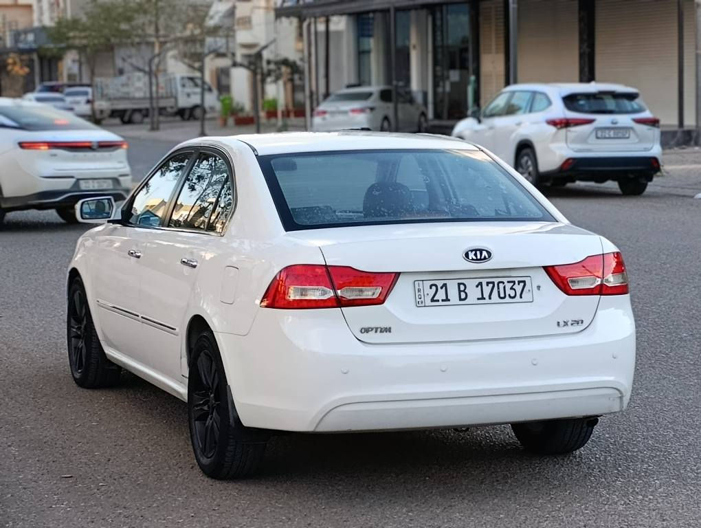 🛑 السلام عليكم

🛑 للبيع نقدآ فقط بدون اقساط وبدون كراوية

🛑 كيا اوبتما موديل 2009
🛑 ماشية 180 كيلو متر 
🛑 محرك 20 شرط ما مفتوح بدون صرف وبخار 
وصوت 

🛑 سيارة كلش نظيفة بدون صبغ بدون ضرر بيها ثلاث اماكن تعديل اصغار فقط السونار مرفق مع المنشور
🛑 رقم وسنوية وهزة وبراد كلشي جديدة لحد سنة 2031 شرط التحويل
 
🛑 سيارة بدون مصرف حدادية وتايرات وكلشي بي جديد
 
🛑 السعر 108 وبيها مجال 
مكان سيارة كركوك 
***********
*********** كركوك, العراق
