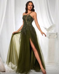 فستان • قياس لارج • توصيل لكل المحافظات