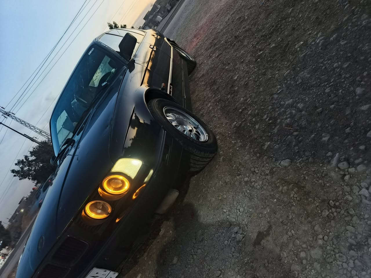 السلام عليكم مراوس برنس برنس برنس 
بي ام 520 موديل 94 كير عادي مكينه مسكر مكينه بيها ضعف حداديه نص عمر نقص تبريد  مكان بابل القاسم سياره حلوه ونضيفه كهربائيات كلها شغاله 
ه‍ ***********
