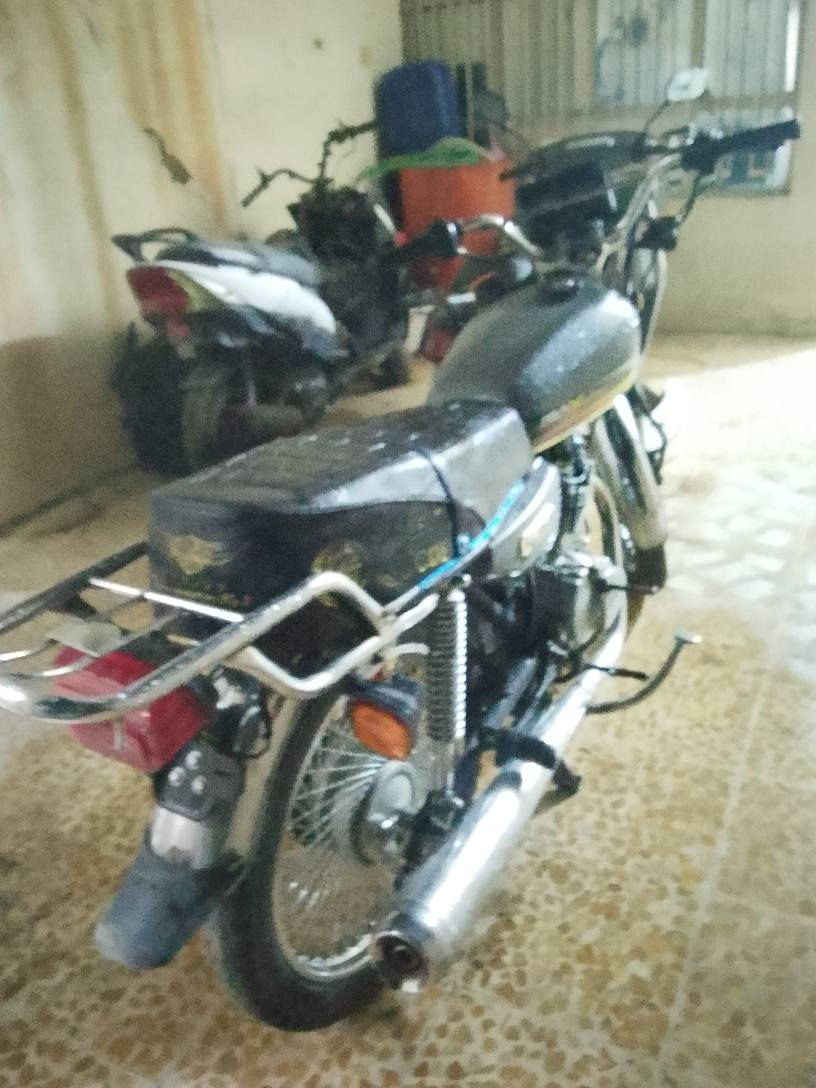 نامیپڕۆ ۲۰۱٨ بۆ فرۆشتن شانسی ۲۰۲٤ مەنەفێست اسلی شریکە کامل کاملە بەشەرت گێرو مەکینەو شانسی کارەبایاتی بەشەرت سیعرێکی خوار هەموو بازار ۲٥۰ هەزارو معامەلەیە برایانە شوێن هەولێر بنەسلاوە
۰۷٥۱ ۱٥٥ ۰۲۷۳ أربيل, العراق
