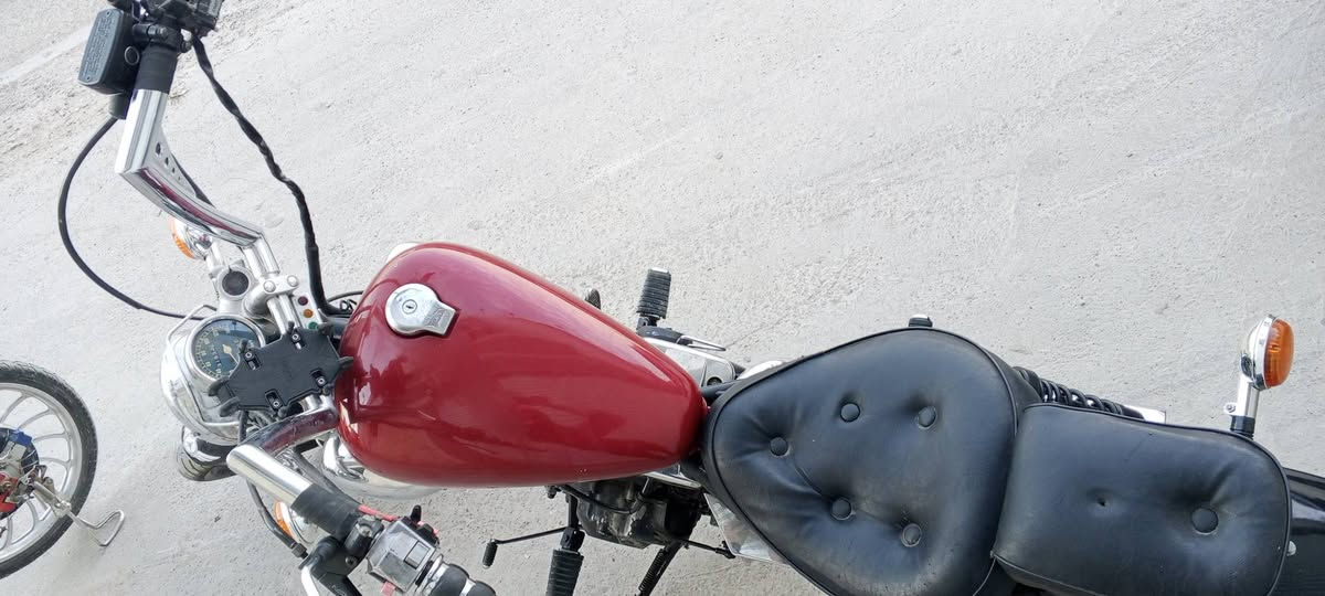 هارلي فيراكو 250سيسي
السعر 8ورقات بدون اوراق بس مكاتبه 
***********
