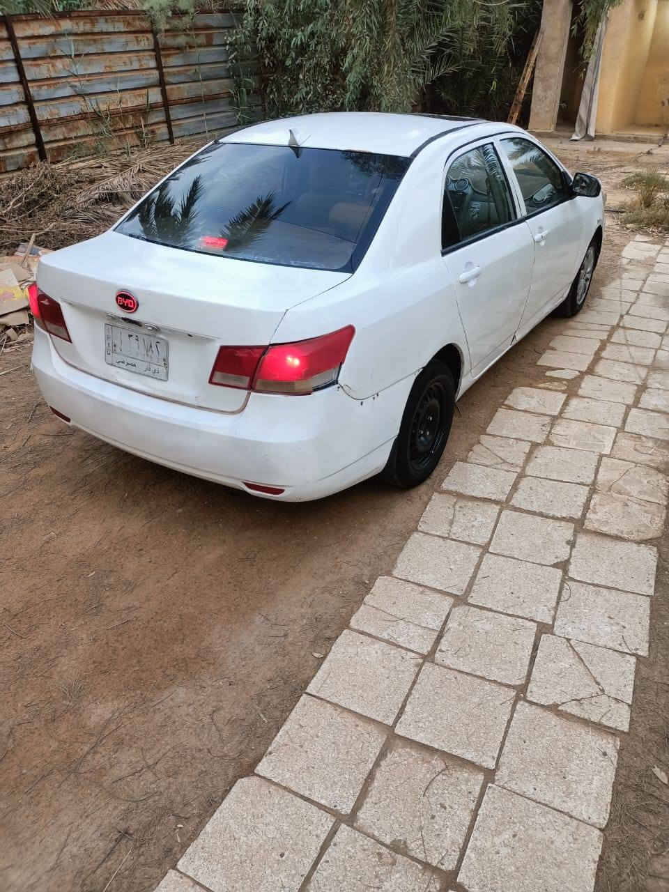 سلام عليكم بيوايدي مديل 2015 سياره جديده توه محوره كورله يا باني جدد حويه وتماتيك سياره جاهزه تخم تاير جديد حديه جديده كهربايات كلهه شغاله تبريد منضومه جديده رقم الماني مشروع وطني تحويل سياره بيهه تجيه خفيفه رقم *********** السعر 31 ورقه المكان نا صريه سوق الشيوخ
