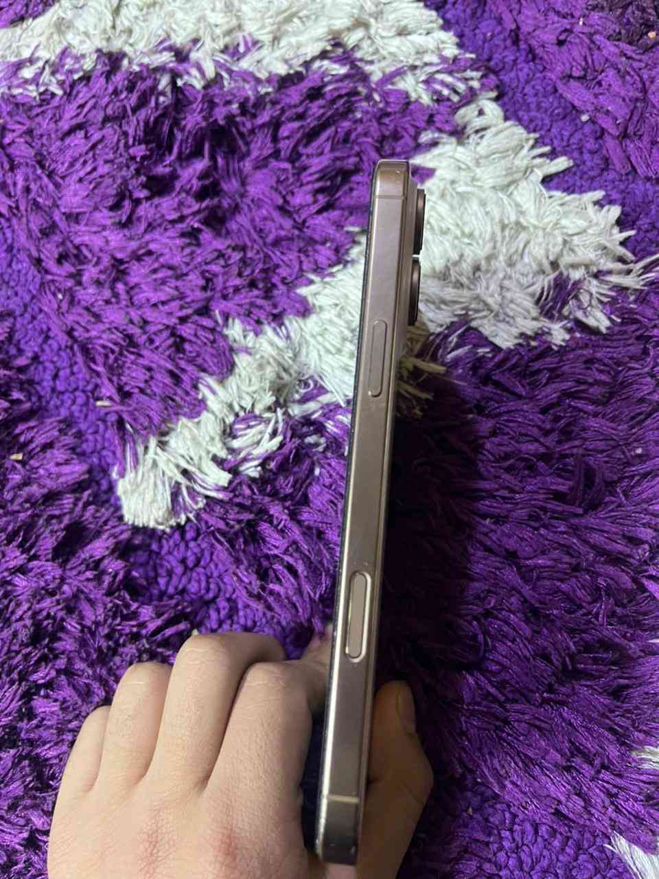 سلام عليكم 
ايفون 16 برو ماكس ذاكره 256 نضافه 100 بل 100 مشحون 322 ذاكره 91 
شارع فلسطين 
***********
