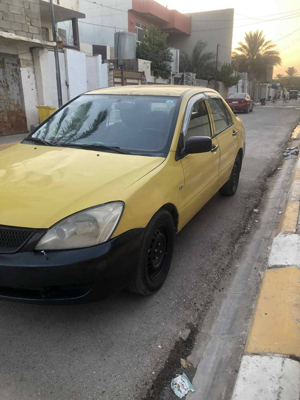 السلام عليكم لانسر2010رقم ديالى جديد بأسمي  للبيع او مراوس بخصوصي  جاهزة بدون نقص ضرر بنيد مبدل وجامرلغ امامي بدون دواخل باقي السيارة بلادية السعر 66 وبيها مجال *********** المكان ديالى دلي عباس
