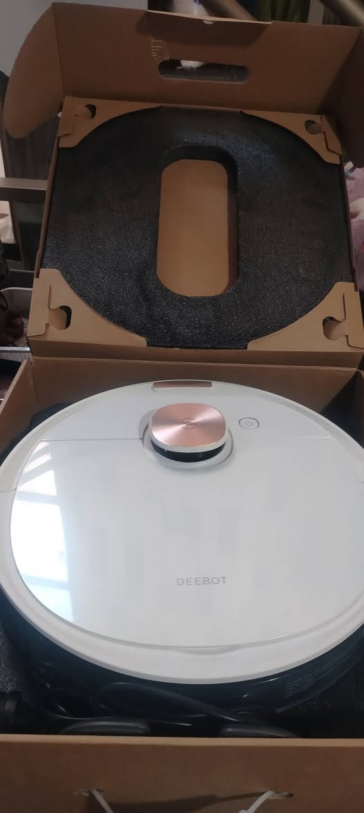 مكنسة روبوت ايكوفاكس T8  كنس ومسح شغلها يجنن تنظيف فول  @الجميع

• 🔹 نظام ملاحة بالليزر (LDS) يرسم خريطة للبيت

 • 🔹 قوة شفط تقريباً 3000 باسكال

 • 🔹 بطارية 5200mAh

 • 🔹 وقت تشغيل لحدود 150 دقيقة

 • 🔹 يرجع للشحن تلقائياً ويكمل التنظيف

 • 🔹 يتحكم بيه من تطبيق ايكوفاكس

 • 🔹 مناسب للسيراميك، الرخام، والسجاد


**إذا كنت صاحب هذا الإعلان وتريد حذفه لأي سبب، رجاءا أرسل رسالة إلى الدعم الفني**