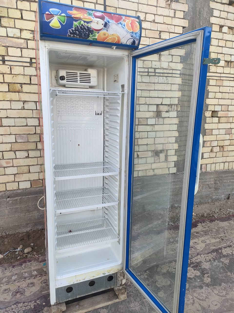 البيع عارضة عاموديا عل شغل النظافة 100/100 الشراي يتصل مكاني حي اور سبع قصور شارع ابو علي الرقم واتساب ***********
