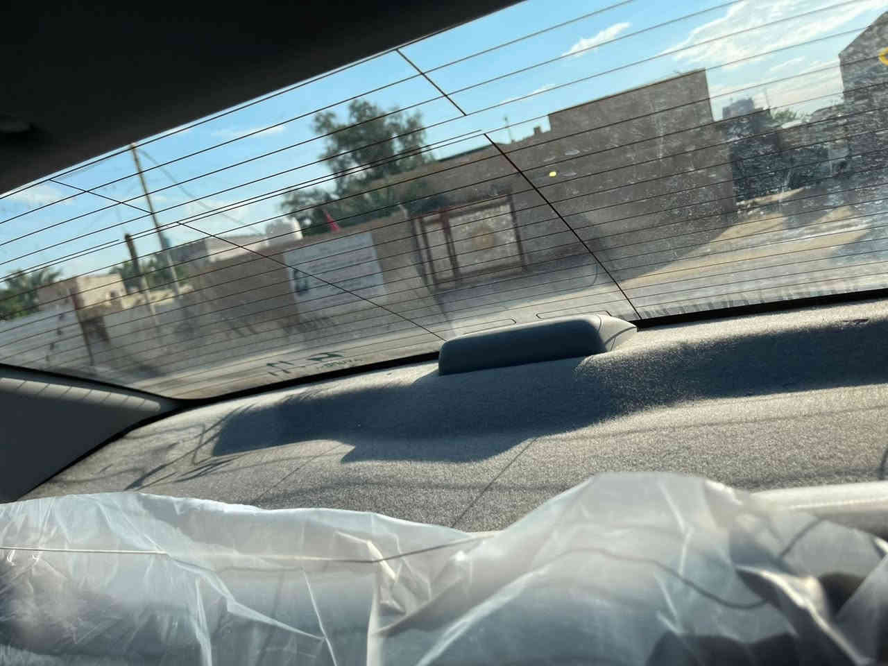 سلام عليكم اخوان سياره جاهزه لنترا دخول جديد كصه جنطه موديل 2011سياره جديده مكينه كير تخم تايرات تبريد تدفئه دواخل بدي جديد سياره متاومه اربيل طبق الاصل  سعر 44وبيها مجال مكاني بصره ***********
