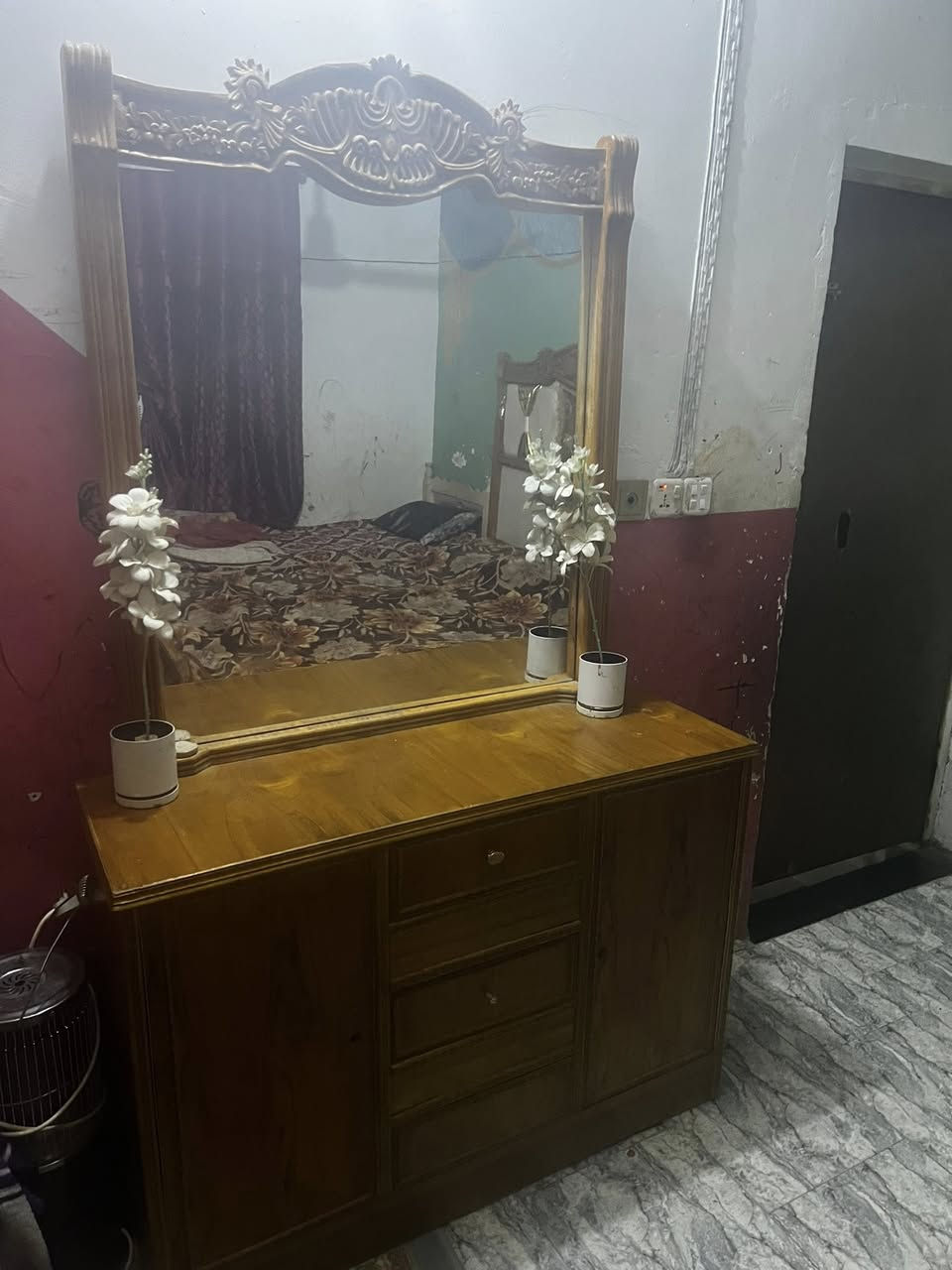 سلام عليكم غرفت نوم للبيع مكاني بابل محويل للتواصل عله هاذه الرقم ***********
سعر 650 وبيه مجال للشراي
