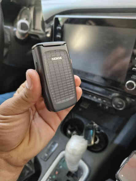 موبايل نوكيا دفتري 
جهاز نظافه ممتازه الشراي يتصل 
***********
***********
يوجد توصيل لجميع لمحافظات العراق
