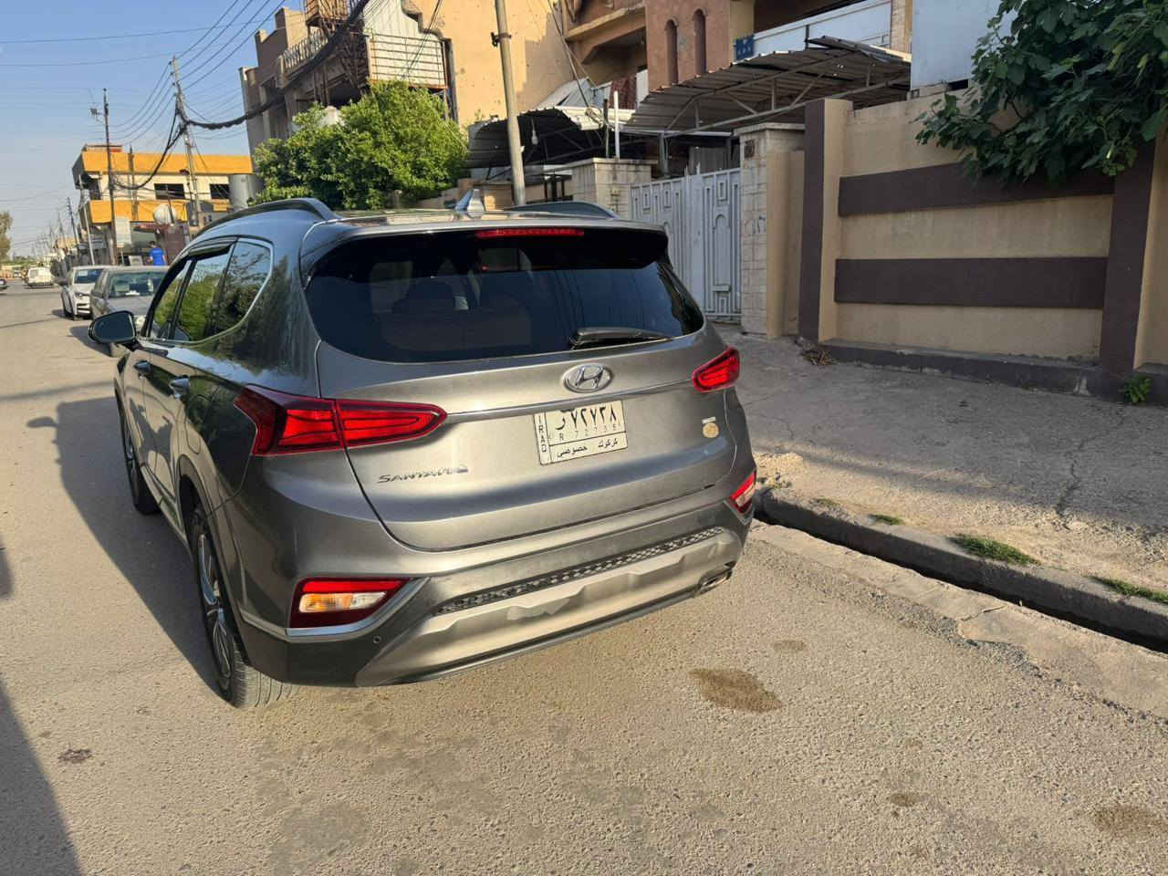 سنتافي 2019 رقم كركوك محرك 2400 GDI فول عدا البانوراما ضرر بونيد بلا داخل  مبدل بلادي  كابون بانزين تحويل ووكاله ***********  مكانها موصل
