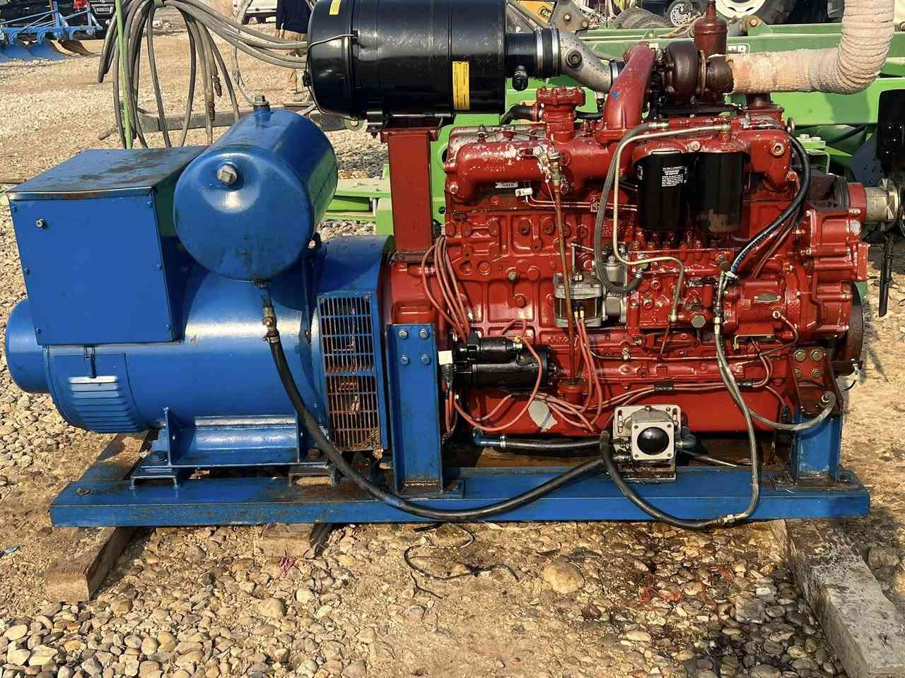 مولد للبيع محرك ايطالي مامستخدام بل عراق
مكاني واسط  الزبيديه
***********
***********5
