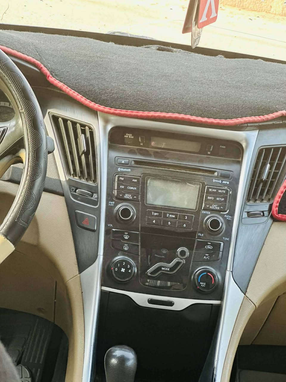 سلام عليكم
سنواته موديل ١١خليجي رقم قادسيه بسمعه
سياره بيه صبغ ٣قطع جاملق وبنيد 
جملق خلفي مواصفات سياره فول عده البصمه
مكان سياره طويريج شط الله سعر ٩٥بيه مجال حيل بصيط مستعجل عله بيعه تصل بيك خير ودلل‏‪***********‬‏
