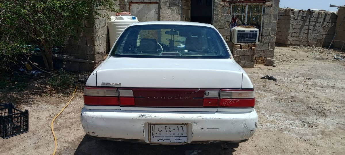السلام عليكم تيوتا كورلا للبيع موديل 1994السياره جاهزه كير ومكينه وحداديه ورقم بغداد سنويه منتهيه تخم تاير جديد دوشه جلد ارضيه بالباكيت كهربائيات كلها شغاله تبريد نقص غاز باقي المنضومه كلها جاهزه  السياره بيها طخه الجاملغ الخلفي مرجعا بارد  السعر 47وبيها مجال مكان السياره ذي قار تحويل ثاني يوم ..***********واتساب
