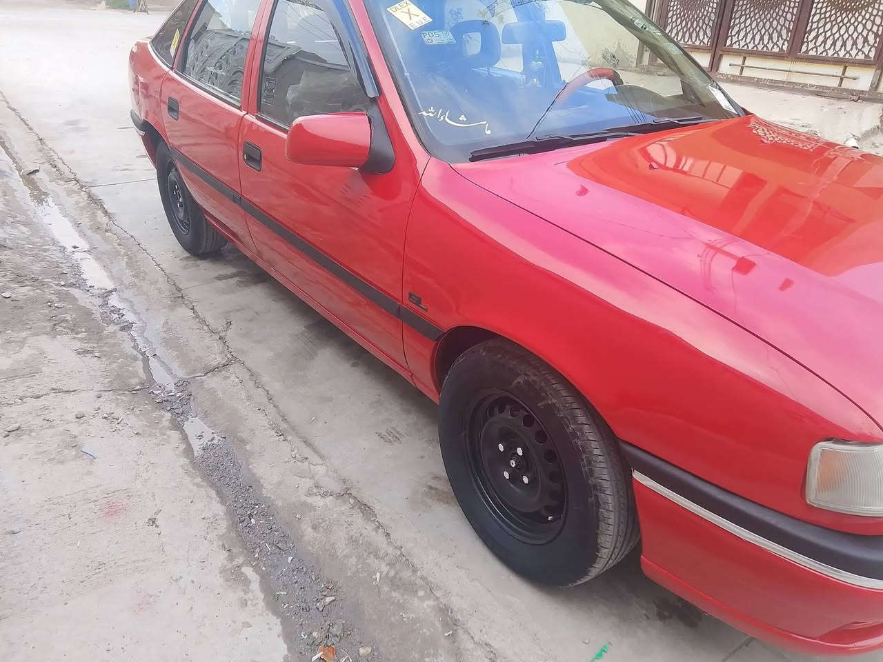 السلام عليكم
فكترا موديل 91 حجم 18 
مشروع وطني لحد 2028
رقم كركوك 
صبغ جماليه ماببها حادث 
دفتر بانزين شرط تحويل 
السعر 35وبي مجال شي قليل 
عنوان السيارة كركوك 
رقم الهاتف ***********
