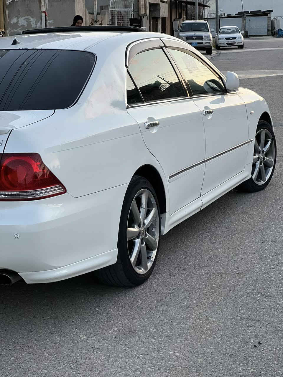 شاهینه‌ براوه‌ سپۆرت ٢٠٠٥
گیرومه‌كینه‌ گه‌وره‌ ١٨٢ 
٣ دوگمه‌ 
كامیره‌ 
٥به‌سمه‌ 
سلاید 
كوشن كاره‌بای 
ویل دینگه‌ 

كامل جائز


**إذا كنت صاحب هذا الإعلان وتريد حذفه لأي سبب، رجاءا أرسل رسالة إلى الدعم الفني**