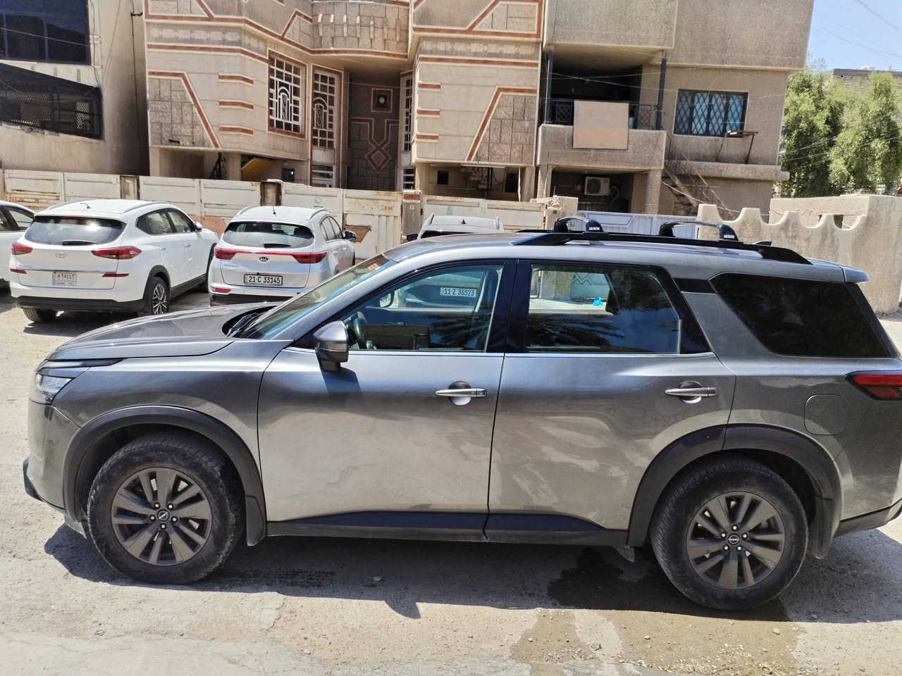 السلام عليكم
NISSAN PATHFINDER SV
موديل2022 . 
العداد64500 الف كم فقط 👌
حجم المحرك 3500 V6. 
رقم الشاصي5N1DR3BC1NC216201

المواصفات 
*دخول ذكي. 
*كاميرا خلفية. 
‏*نقطة عمياء. 
*تحديد مسار.   
*حساسات خلفية. 
*تحكم في المقود. 
*شاشة كاربلي اندرويد.  
‏*مقعد السائق كهربائي. 
*تبريد مركزي 3 قطع. 
*رادار امامي وخلفي وجوانب. 
*بصمة تشغيل وتشغيل عن بعد. 
*كير اوتماتيك 9 سرعات مع تبديل يدوي في المقود. 
*حادث دعامية وبيها باب صبغ با امريكا 
السيارة رقم اربيل باسمي 
موجودة السيارة بغداد 
السعر 278 وبي مجال 
الاتصال ***********
