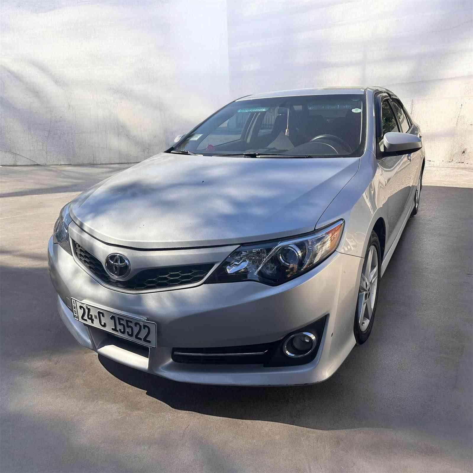 ‏Toyota
موديل: camry SE
سعر  126 مجال قليل
سنة الصنع : 2012
المسافة المقطوعة :144 mil
حالة سيارا بيها  جملوغين ويا بوند سبخ بدون دواخل مواصفات سبورت SE كير محرك شرط للمزيد من المعلومات يرجى الاتصال على:*********** دهوك, العراق
