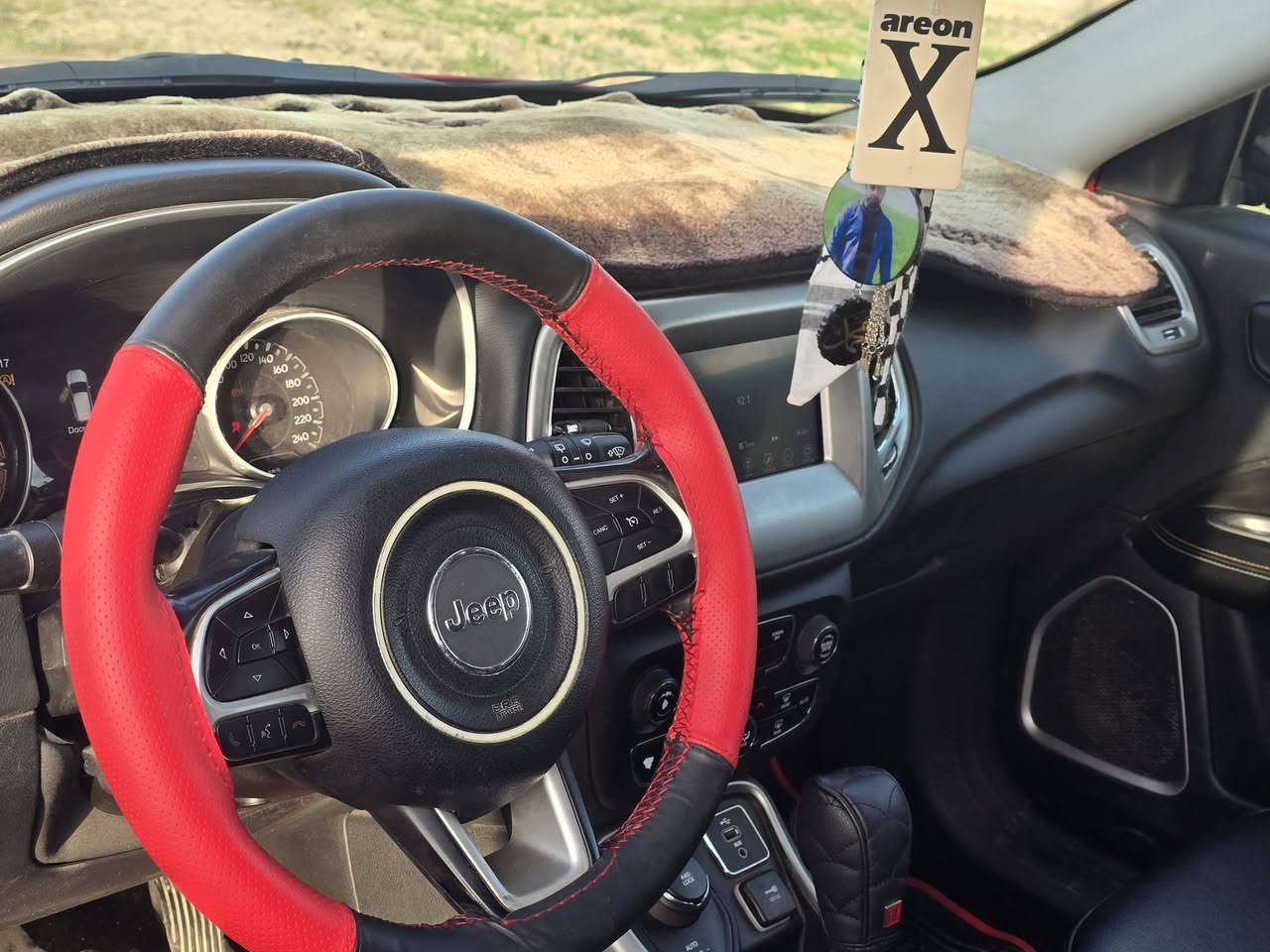 السلام عليكم جيب ٢٠١٨ ماشيه ٧٠ صبغ قطعة وحده فقط السعر ١٢٠ العنوان صلاح الدين ***********
