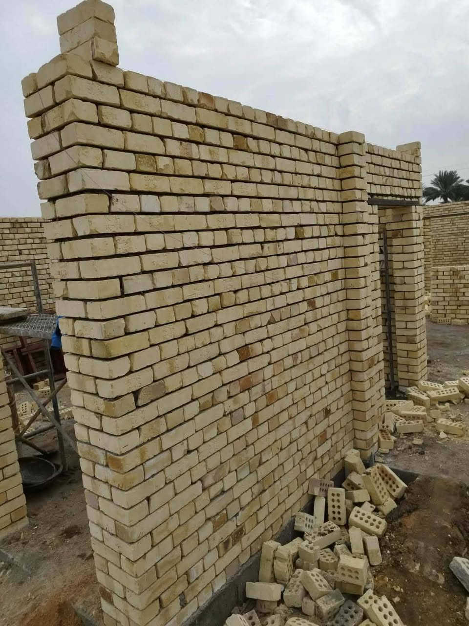 خلفه بناء ***********
