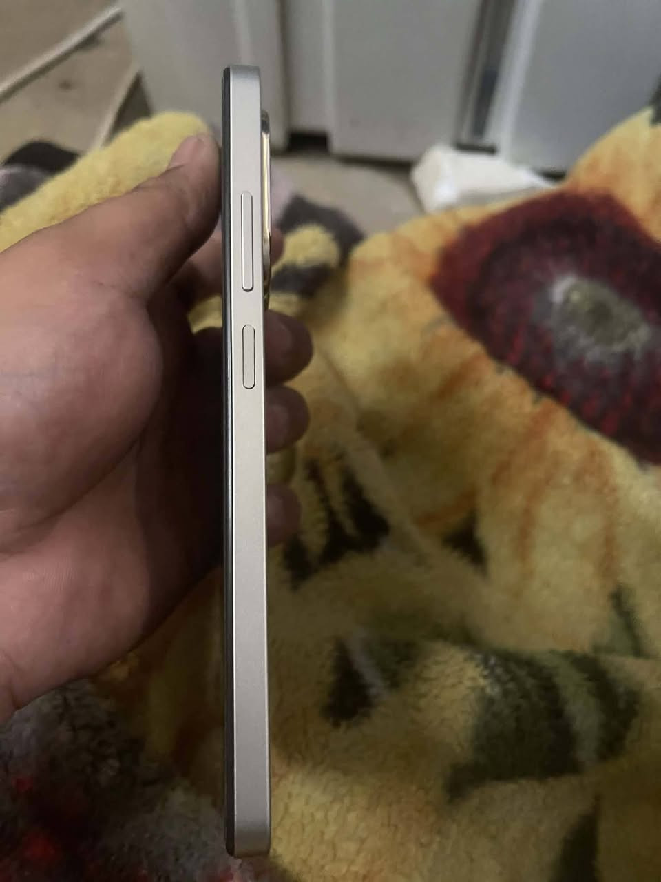 السلام عليكم جهاز بوكو للبيع نضيف كلش مامفتوح صالي سبوع من اشتريته كارتونيه موجوده ملحقاته وياه السعر 190وبيه مجال الشراي خاص مكاني نجف


**إذا كنت صاحب هذا الإعلان وتريد حذفه لأي سبب، رجاءا أرسل رسالة إلى الدعم الفني**