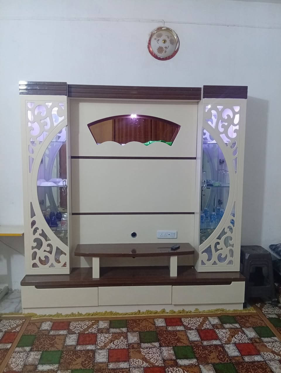 للبيع ***********
