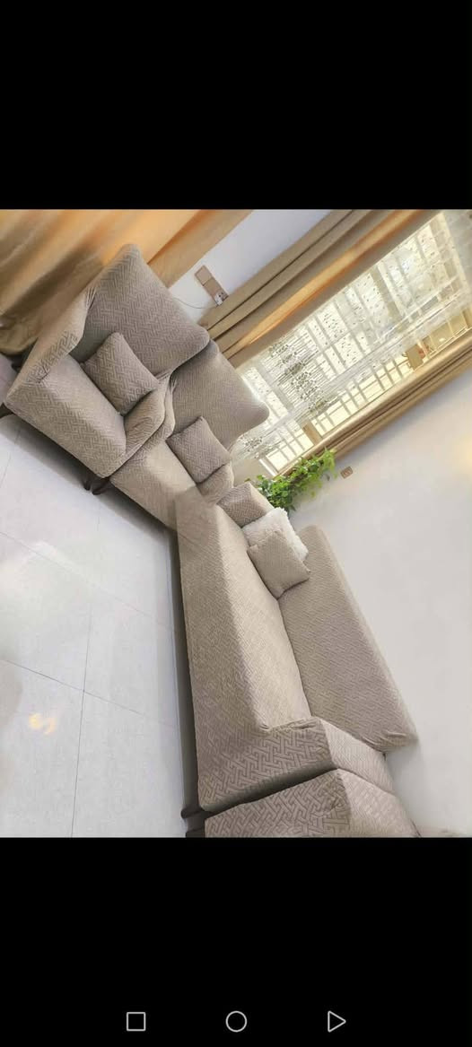 تخم عراقي مستعمل 10 مقاعد للبيع بسعر 200 وبي مجال  بسيط عنواني بغداد حي اور ***********
