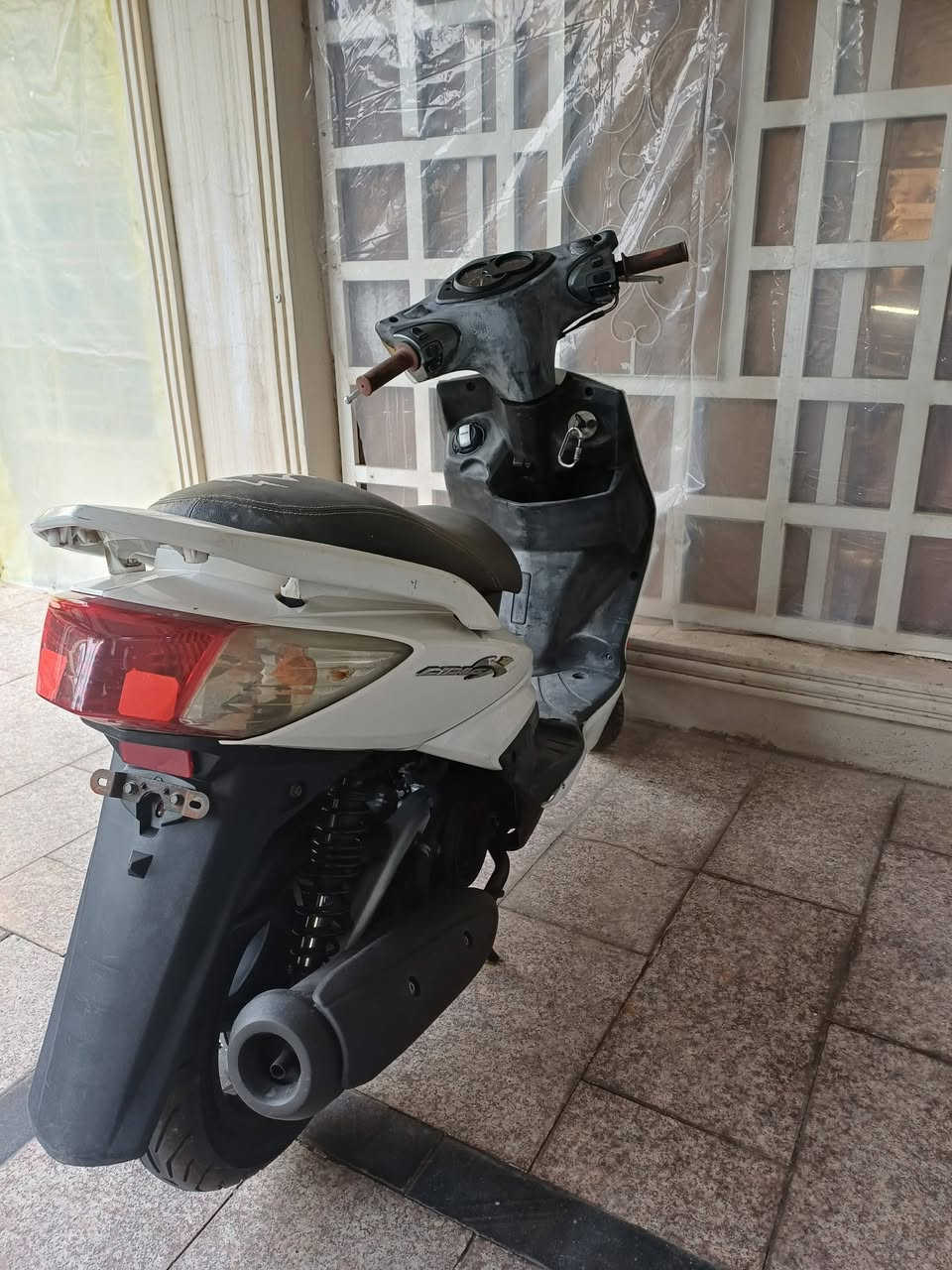 سلام عليكم
سكنس فحل نوزل ياباني للبيع الدراجه متروكه بيه طفيه تشتغل وتمشي ماعندي وقت اصلحه ابيع هالموجود مكاني البنوك
السعر قفل ٦٥٠ الف
رقمي ***********
