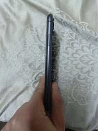 آيفون 11 • اسود • اربيل