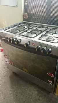 حي تونس • فرن • جديد بدون ضرر