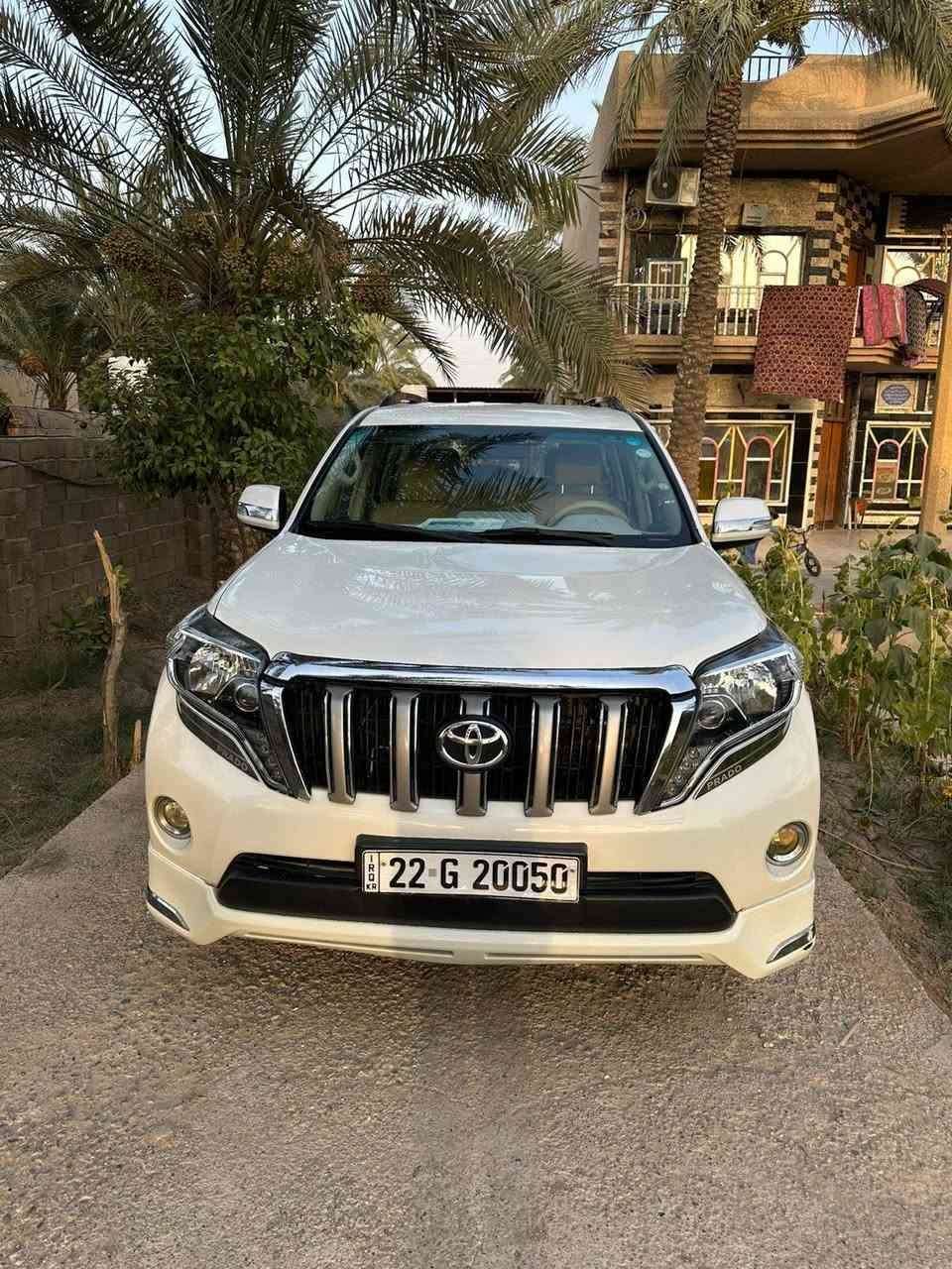 السلام عليكم 
للبيع سياره برادو
موديل2011
6سلندر
7راكب 
مري شفط 
أشاير مري 
كامره خلفيه
حساس خلفي 
تحكم ستيرن 
مثبت سرعه 
ثلاجه صغيره 
بصمه ابواب
 بصمه تشغيل
3خانات تبريد
رقم اربيل تحويل مباشر 
محدثه  فقط دعاميه اماميه وكفاله عامه السياره مال بيت ما متعوبه  اي أستفسار اتصل على الرقم
***********
