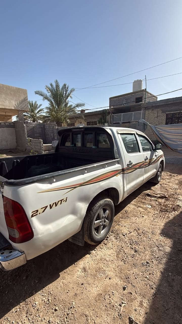 سلام عليكم بيكم 2006 للبيع 
مشروع وطني باسمي 
للاستفسار ***********
السعر 110 ورقة
