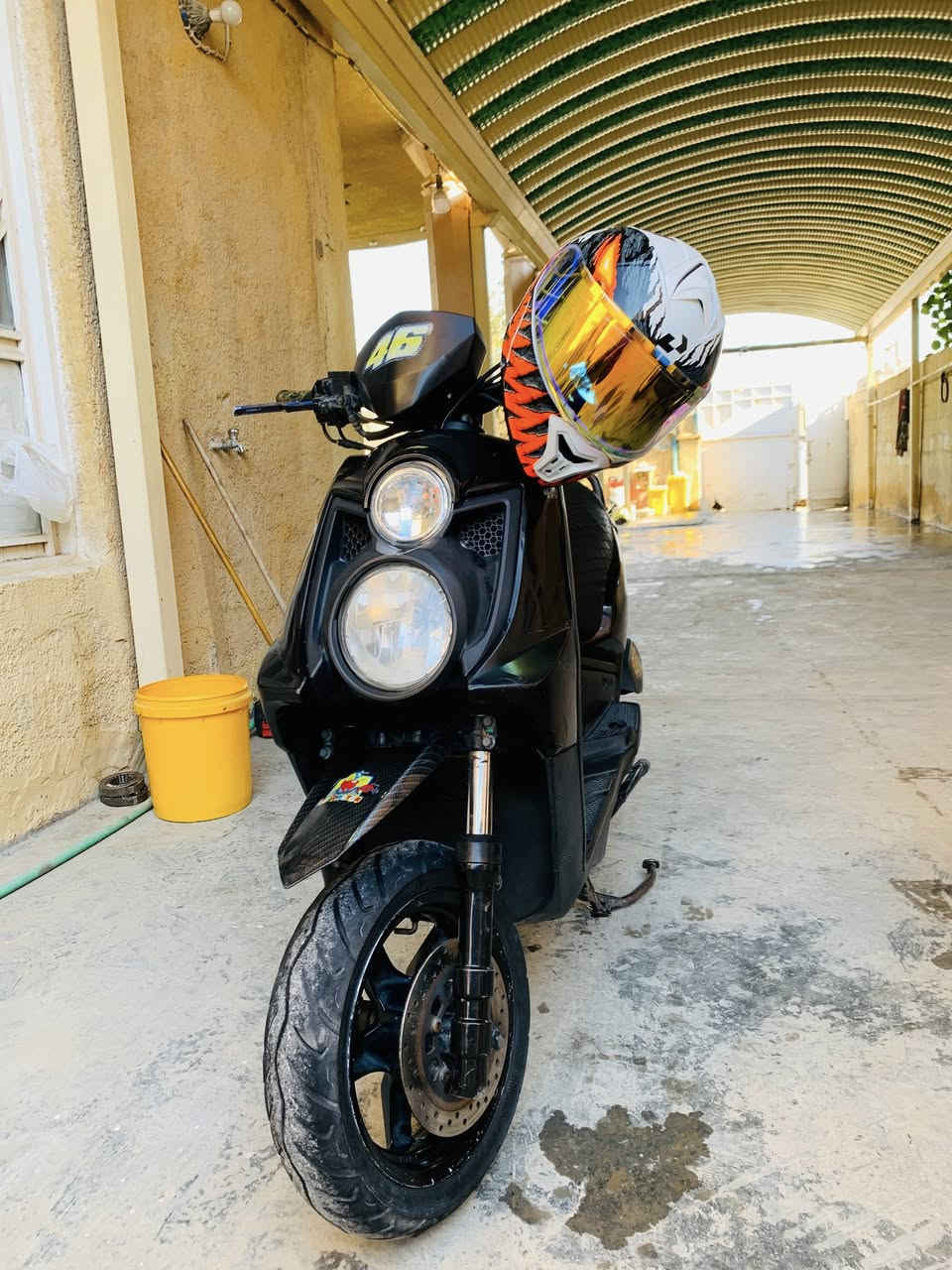 سكنس جبلي دراجة نكرة سلف كهربائيات كلها شغاله 

مكينه بلاديه نكره بكل وقت 

دراجه نضيفه كلش  صاله شهرين من نازله 

السعر اتصل او خاص 

***********
