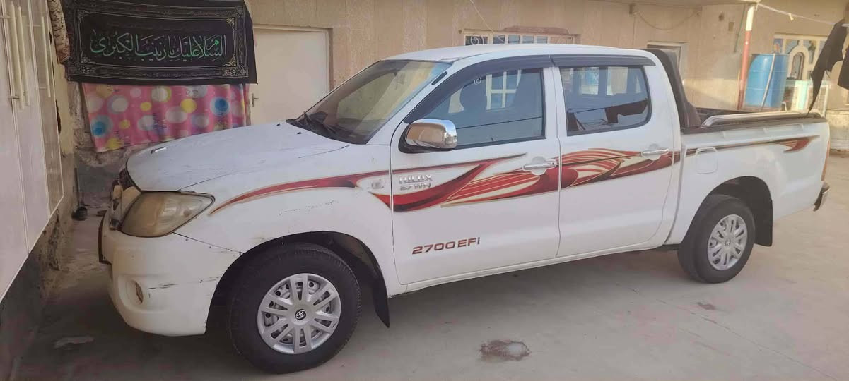 فلاونزا موديل 2010 مصبوغه عام بيه تجيه محرك لاتنقيص ولاتبخير رقم دولي سنويه جديده تحويل مباشر السعر 115بيه مجال بصيط  *********** المكان الكوت
