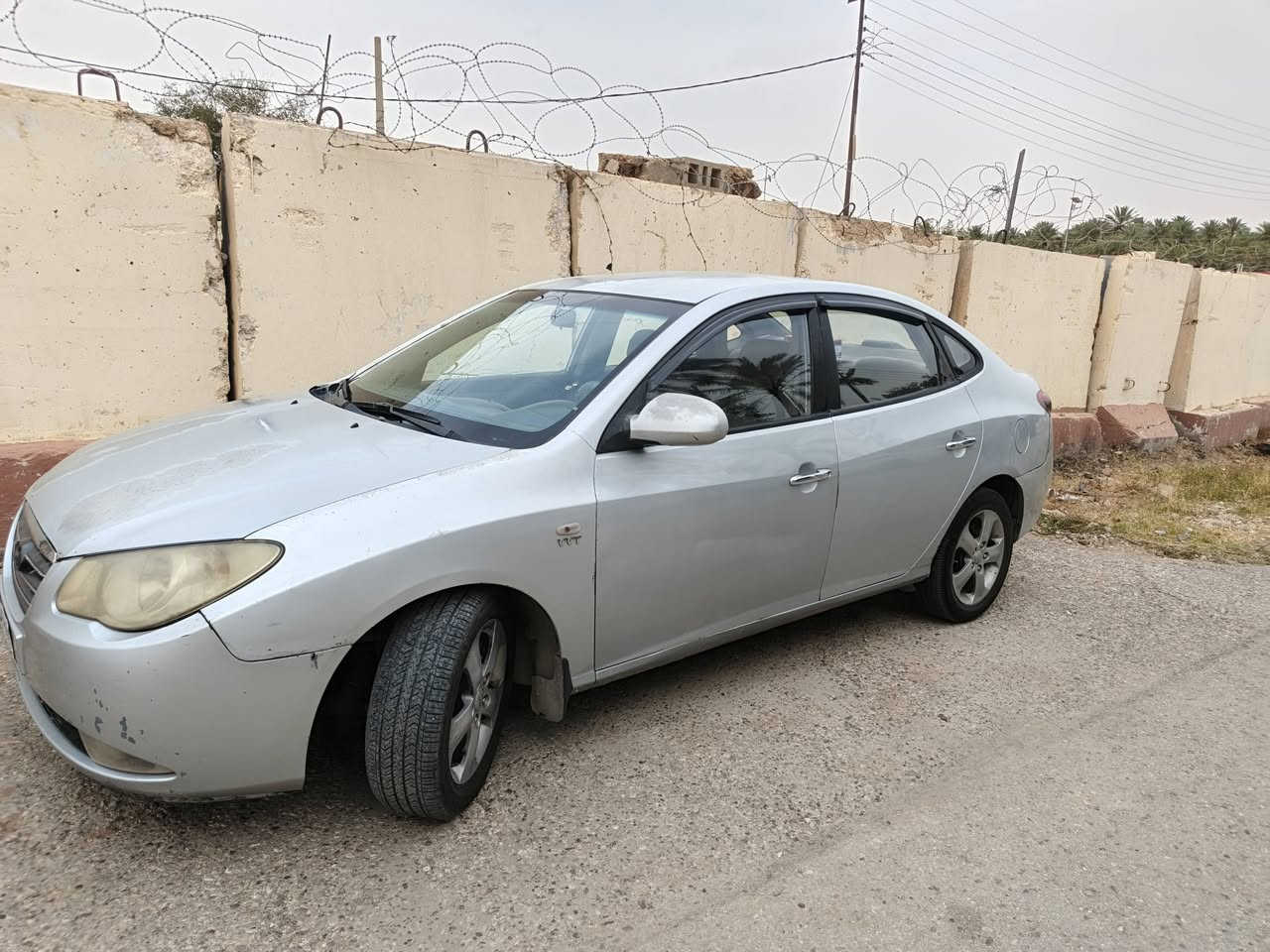السلام عليكم..
سيارة هوندا أفانتي 2009 تحويل مباشر رقم أنبار 

محرك ١٦٠٠  دكشن عالي 

بيها ضربه بل جاملغ الأمامي مال الراكب 

وباقي التفاصيل أمام عينك تجي تفحص وتشوف 

الموقع حديثة الحقلانية 

السعر المطلوب ٧٩ وبيها مجال 

للاستفسار الاتصال 

***********
