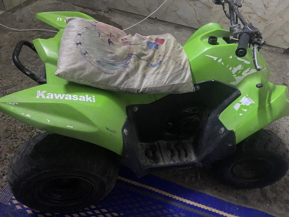 سلام عليكم 
بيع دراجه رباعية شغاله 
سعر ٣٠٠قفل قفل 
***********
