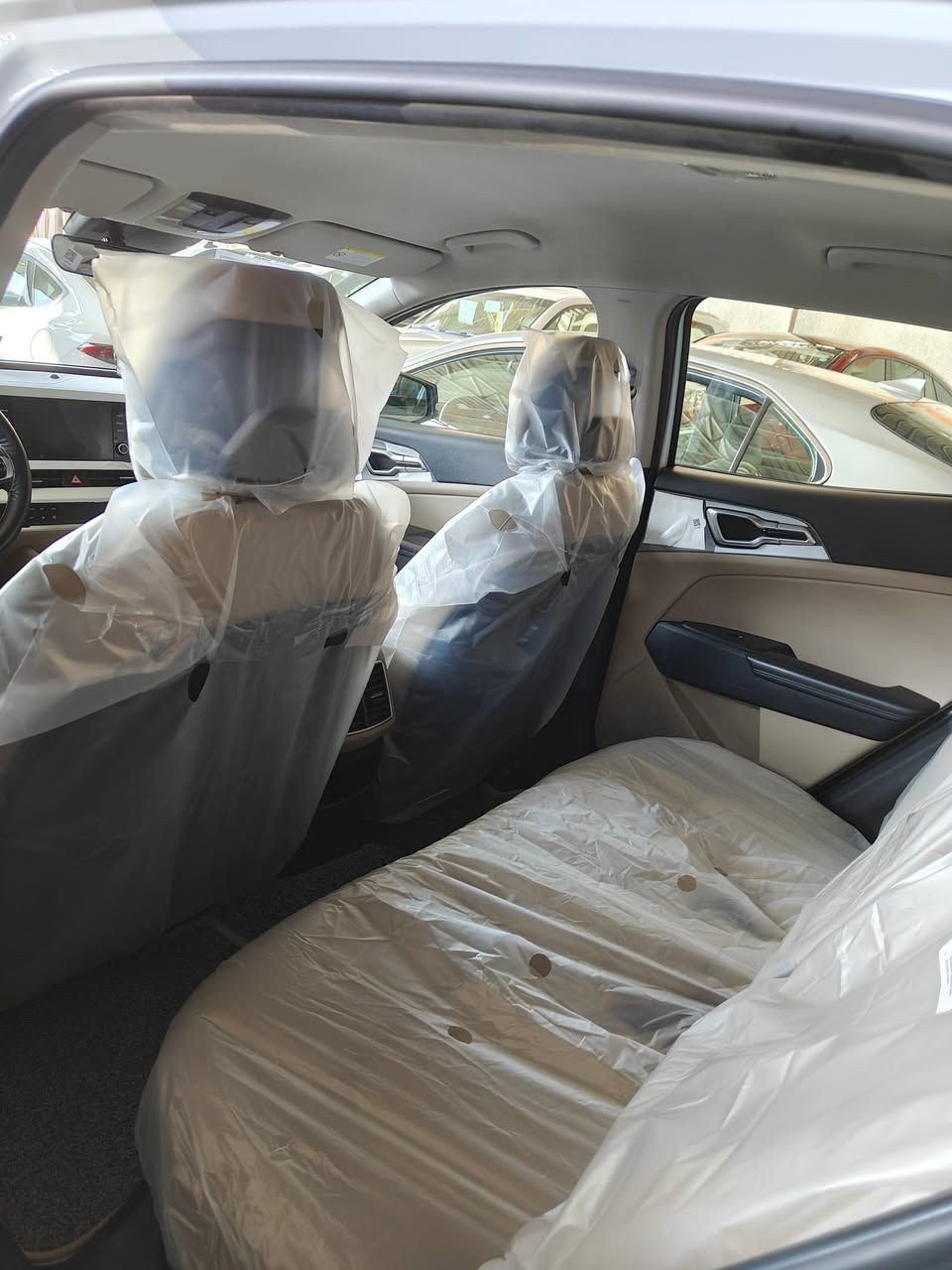 تحيه طيبه السلام عليك 
كيا سبورتج خليجي 2022
حساس خلفي أمامي 
بصمه تشغيل عن بعد 
بصمه ابواب 
شاشه كامره 
تحكم ستيره 
مري شفط 
مقاعد كهرباء 2 
ترحيب على بعد 
تبريد أمامي خلفي 
تدفئه كشنات 
تبريد شاشه 
مكينة 2000 دوش 
مكفوله 
ماشية 39 الف 
رقم بغداد دولي باسمي تحويل مباشرة سنويه هزه جديد 
،210 ورقه وبيها مجال قليل 
اي استفسار 
***********
مكان بغداد البياع
