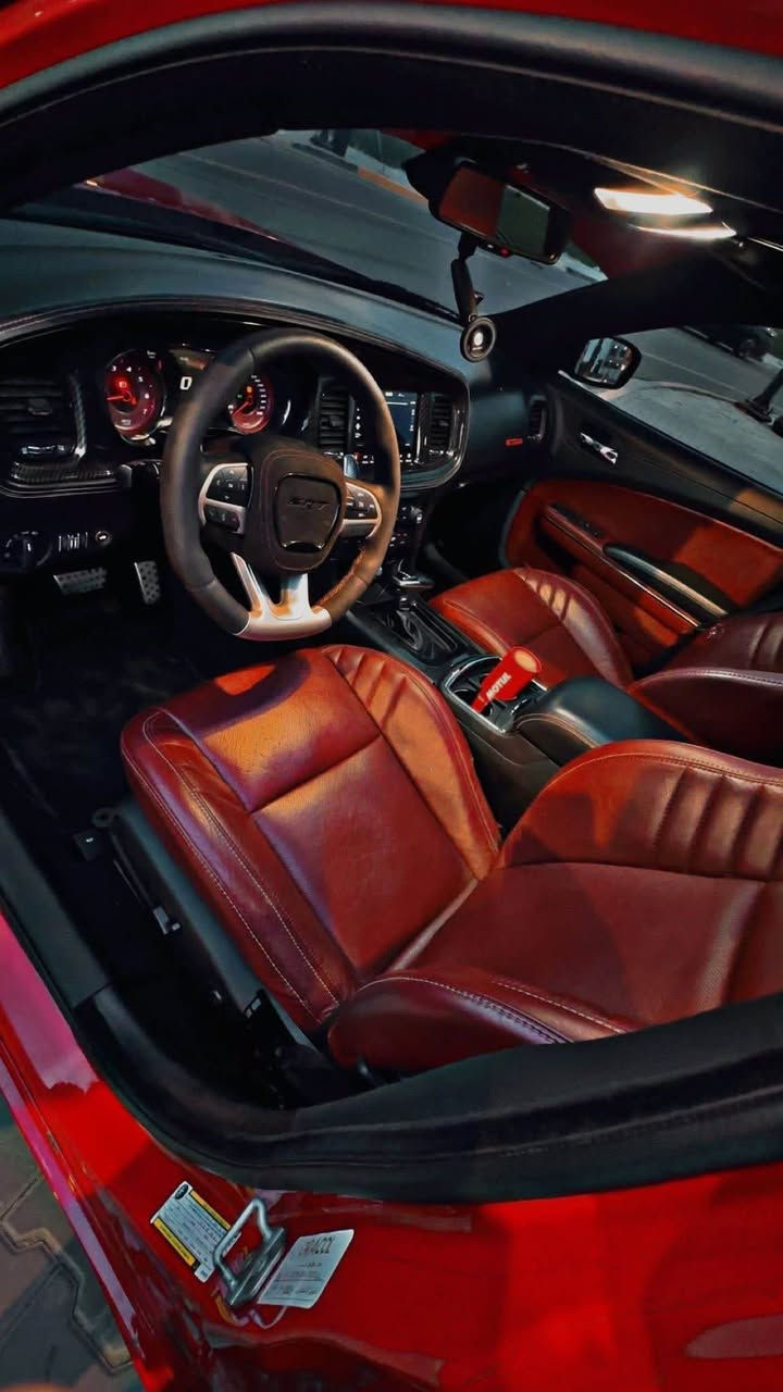 جارجر  هيلكات فوول 
مديل 22
ماشيه 17 الف 
حادث جاملغ وبنيد 
مغلفه بل كامل ppf
سياره كللش جديده 
رقم بغداد 
*********** البصرة, العراق
