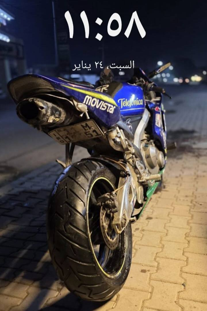 ماتۆڕی CBR 600RR ڕەقەمە و بەناوی خۆمەوەیە 
ماتۆڕەکە بیلادی ڕەنگی شینە و ناوازەیە 
ئەمەش ڕەنگ و دیزاینی ئەسڵی خۆیەتی.
ڕوپۆشی ڕیشاڵی کاربۆنی هەیە.
داشبۆردەکەی ڕیشاڵی کاربۆن، پارێزەری تانکی ڕیشاڵی کاربۆن، جامی پێشەوەی ڕیشاڵی کاربۆنی، پارێزەری پێشەوەی ڕیشاڵی کاربۆنی، پارێزەری دواوەی ڕیشاڵی کاربۆن، پارێزەری زنجیرەی ڕیشاڵی کاربۆن، پارێزەری ئەگزۆز ڕیشاڵی کاربۆن.
زنجیرێکی نوێ، پاوەر پولی، 
پێداڵی چەپ و ڕاستی ئەسڵی، 
شیفتەری کابینەی فڕۆکەوان، کلاچی سپۆرت و ئەگزۆزی سپۆرت  
سیستەمێکی بزوێنەر و ئاوی نایاب، کورسی وەرزشی، 
دوو بۆری ئەگزۆز، تایەی کاربۆن فایبەر، 
هەڵپەساردنی پێشەوە و دواوە، 
هەموو گۆڕانکارییە ئەسڵیەکان
بە شێوەیەکی سروشتی سیستەمێکی بەهێزی کۆکردنەوەی هەیە 

نرخ : داوای بکە لە کۆمێنت ڕاستەوخۆ بۆت دێت 🤖 

گەوهەرێکی ڕاستەقینە. دەکەوێتە خانەقین، دیالە
بێگومان ماتۆڕسکیلەکە پێڵاوی لەگەڵدایە بە کەرامەتەوە
دەستکێشی ئەسڵی و زرێپۆشی جەستە
وە جانتایەکی چاوی ئەلیکترۆنی

بۆ پەیوەندی کردن بە خاوەنی 

 ***********
