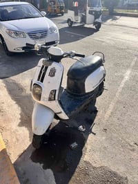 بوليس للبيع نضافة عامة السعر خاص 07763733236