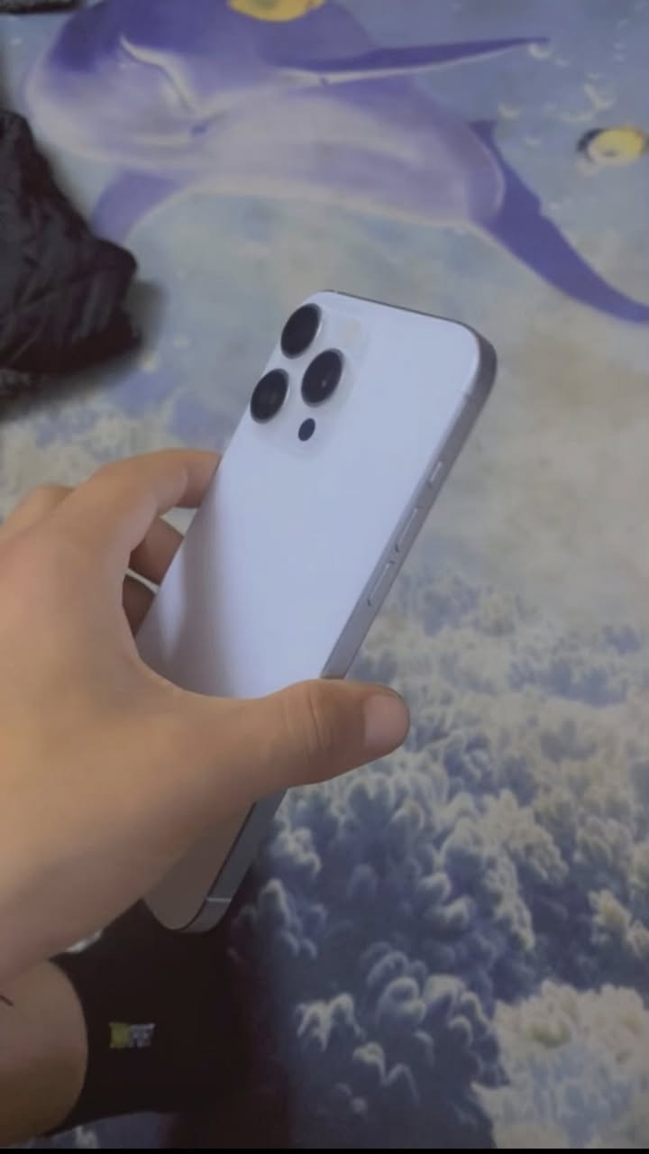 السلام عليكم  من رخصه الادامن أيفون 16برو ماكس لون ابيض بطاريه91%الجهاز نضيف فقط بي هاي الالوان بل شاشه وما ماثره عليه  وكارتونه ويا السعر 900.000 ذاكره512


**إذا كنت صاحب هذا الإعلان وتريد حذفه لأي سبب، رجاءا أرسل رسالة إلى الدعم الفني**