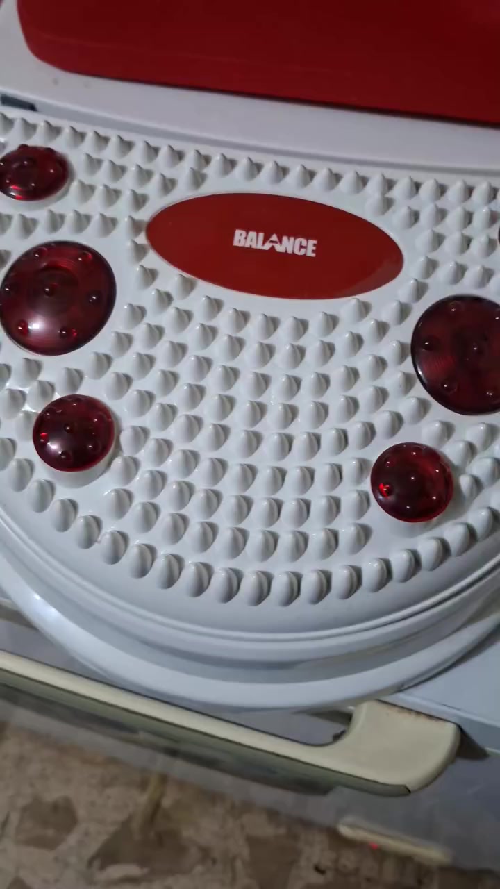 جهاز تدليك ومعالج بالأشعه الحمراء باله برطاني للبيع


**إذا كنت صاحب هذا الإعلان وتريد حذفه لأي سبب، رجاءا أرسل رسالة إلى الدعم الفني**