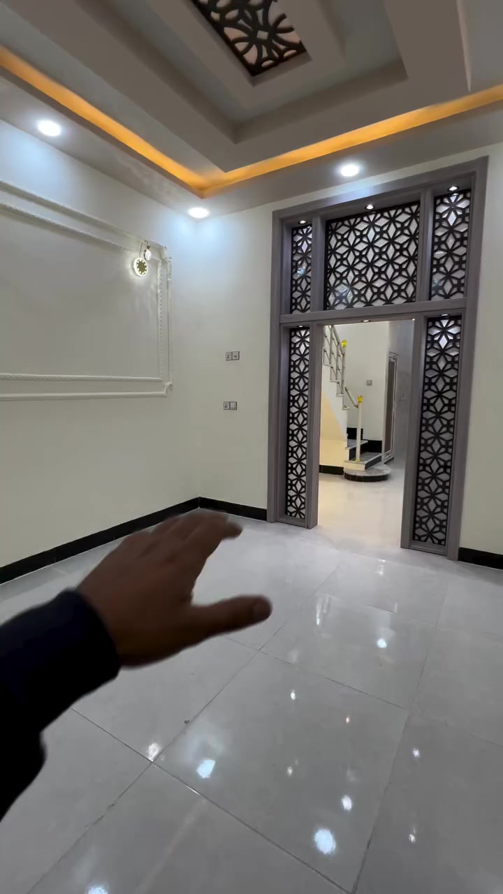 كربلاء حي الزيتون 
بيوت جاهزه للسكن درجه اولى مساحه ٥٠ متر طابقين طابوك جديد 
العنوان كربلاء حي الزيتون قرب الحولي مستشفى الكفيل خلف قاعه سوفانا زراعي قرار محكمه باسم المشتري الاستفسار اتصل 
***********
***********
