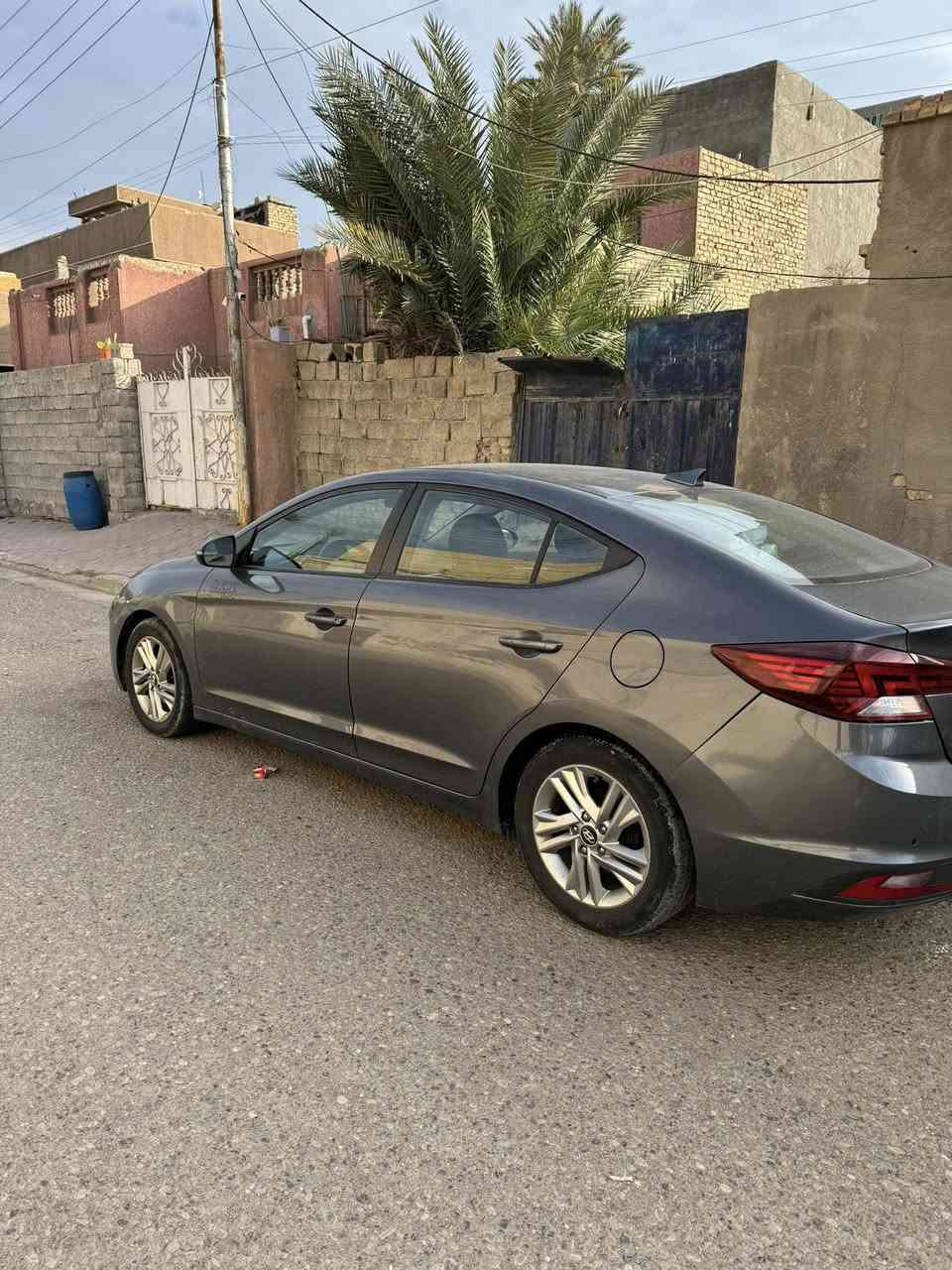 النترا 2019للبيع
رقم بغداد الجديد بأسمي
حادثها قبق الجنطة وشوية من الحوض
ماشية91km
كير ومكينة وتبريدمكفولات
المكان بغداد
السعر125$ بيها مجال بسيط
للتواصل خاص او الاتصال بالرقم***********
