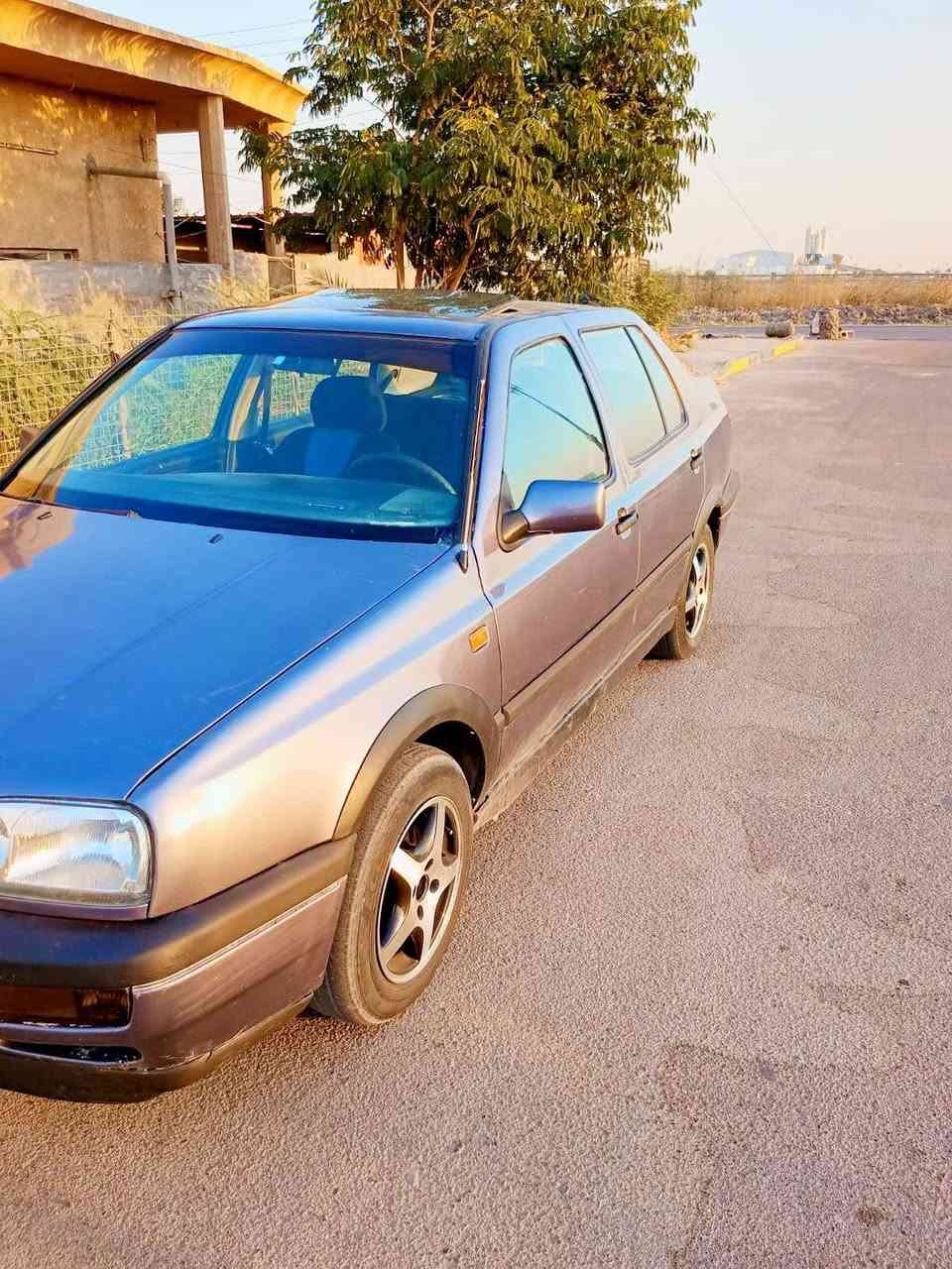 البيع   السلام عليكم كولف جيتا موديل 96 حلوه مال جناي محرك المرغوب 1800دوش كير عادي مصبوغه جماليه تبريد شغال تخم تاير بغداد الدولي بسمي السعر 42 بيها مجال قليل السياره جديده هاتف ***********
