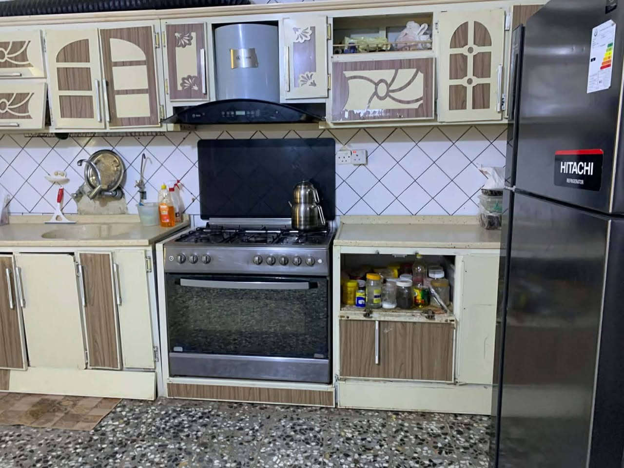 كونتر تسكام مرمر قياس 4متار وياه ساحبه سعره 225وبي مجال بصيط


**إذا كنت صاحب هذا الإعلان وتريد حذفه لأي سبب، رجاءا أرسل رسالة إلى الدعم الفني**