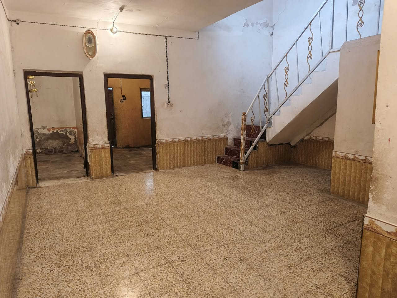 السلام عليكم ...
🏚️((( يعلن مكتب المنتظر للعقار عن وجود  🏠  بيت الإيجار )))) عنوان البيت حي العسكري 
اللا ستفسارالاتصال ***********
