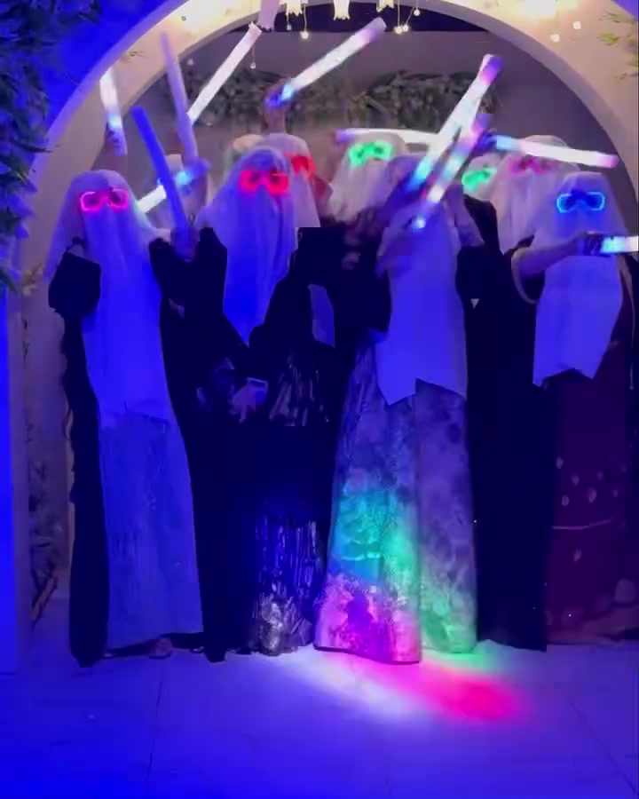 الحجوزات مفتوحة للأشهر      ٦     و      ٨       و      ٩      🌸 
سارعوا بالحجز قبل أن تفوتكم الفرصة 🌸 
وية قاعتنا الخصومات متخلص سوينالكم 
خصومات وتخفيضات وهدايا ع الحجوزات 🌸
سعة القاعة ٣٠٠ شخص 🌸
للاستفسار ع الواتساب *********** 🌸 
العنوان :ـ حي الجامعة ــ مقابل مجوهرات الماس ــ فوق مطعم چكن بوكس ــ ط ٣ 🌸
