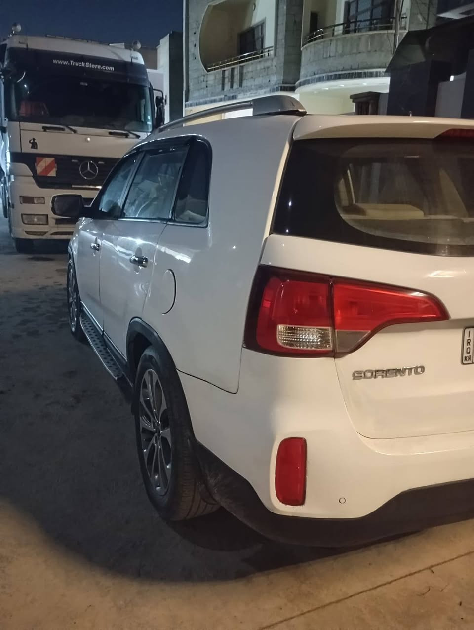 سورينتو  2013 سبعه راكب
شكل 14 بصمه تشغيل
بصمه ابواب
لدات ترحيب
اشاره بالمري
دشبول ديجيتال
شاشه
تحكمات ستيرن
لدات داخل
لد نهاري
ويل كب
تبريد ثلاث قطع
محرك اربعه معمر
بيها قطع صبغ ابيع صبغ عام
مكان السياره الموصل
ابيع نقد
وترهم قسط 
***********
