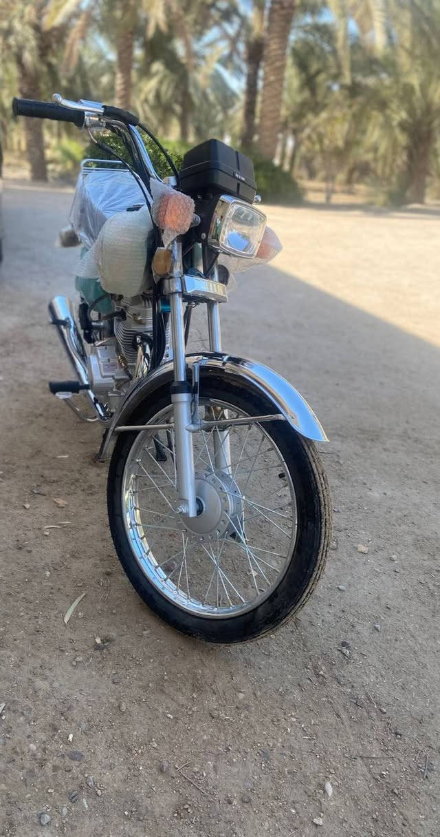 سلام عليكم
نامه امتياز للبيع مديل26
دراجه نضيفه للتواصل مع صاحب الدراجه 
الاتصال علئ 0788 098 0161
