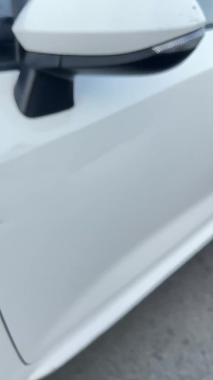 السلام عليكم كورلا هايبرد 2025 السياره ماشيه 33 الف 
بيهه شويه بل جاملغ ترجع بارد وشويه بلباب هم يرجع التصوير مبين واضح مكاني بغداد حي اور (***********)
